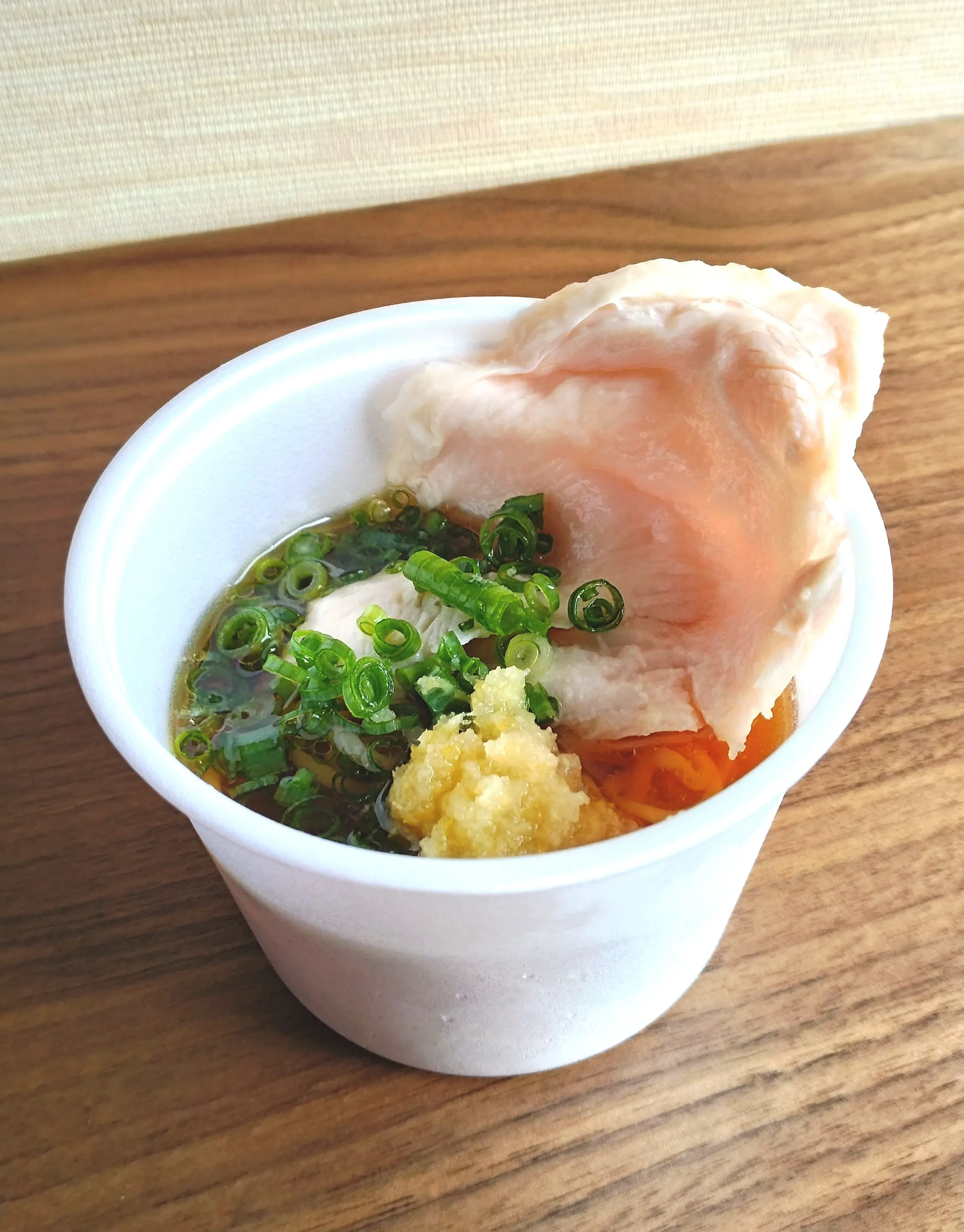 愛南ゴールドと姫っこ地鶏の冷やし醤油ラーメン